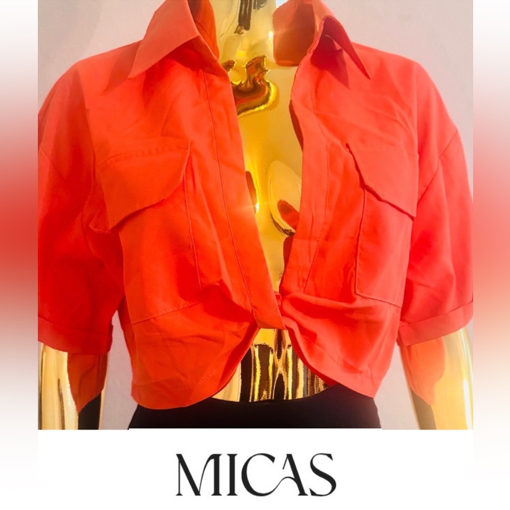 Micas Trendy Vibrant Orange Crop Shirt Button-Up Collared Short Sleeve NWT